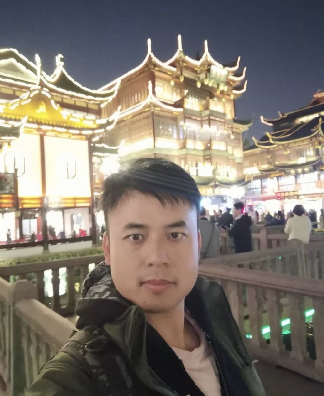 何先生he的第一张照片--成都上门女婿服务网