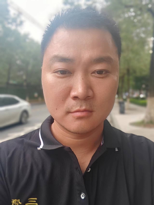 独寂的第一张照片--成都上门女婿服务网